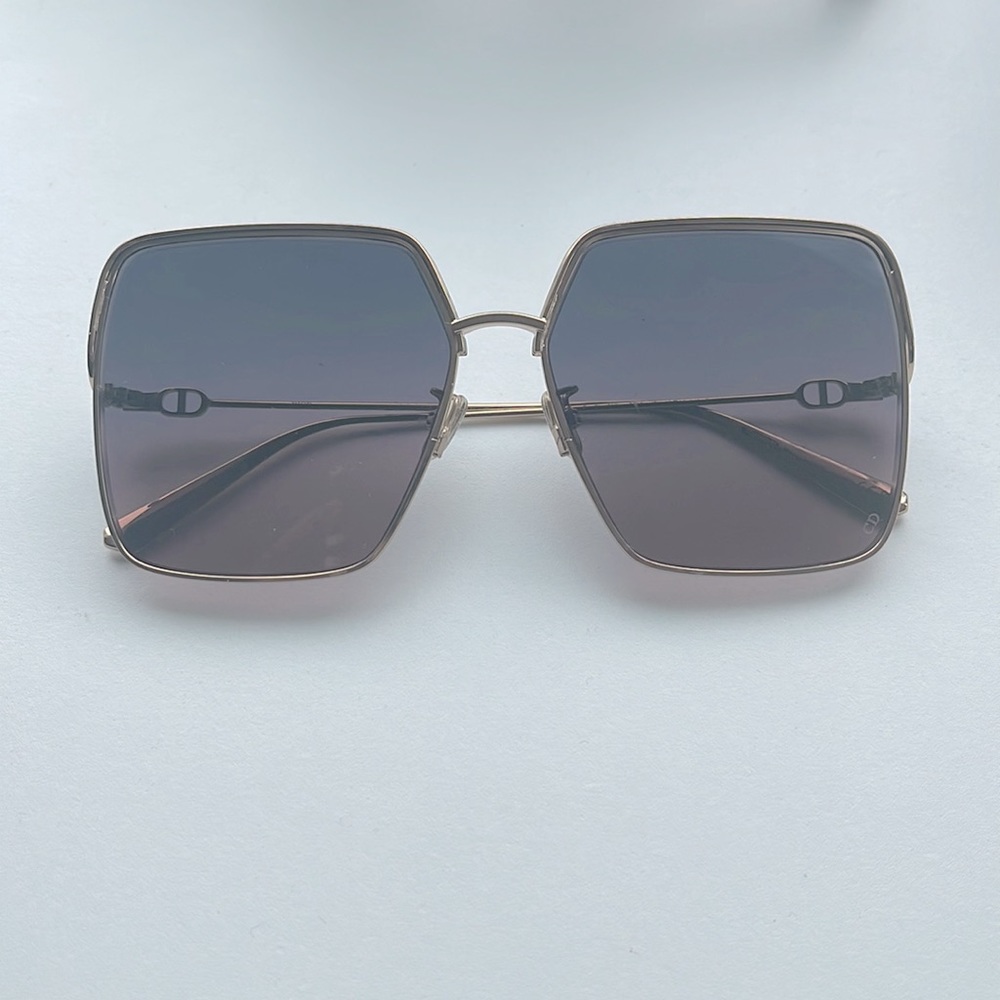 Dior Oversized Square Sunglasses Gold Frame with Brown Gradient Lenses